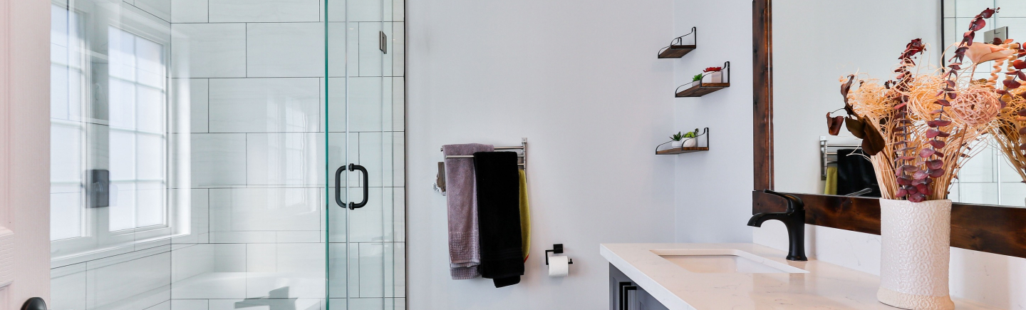 bathroom cleaning services